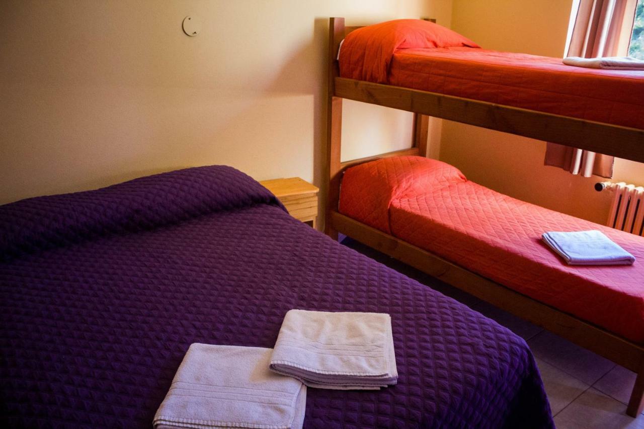 Hostel De La Plaza Amalia San Carlos de Bariloche Exteriér fotografie
