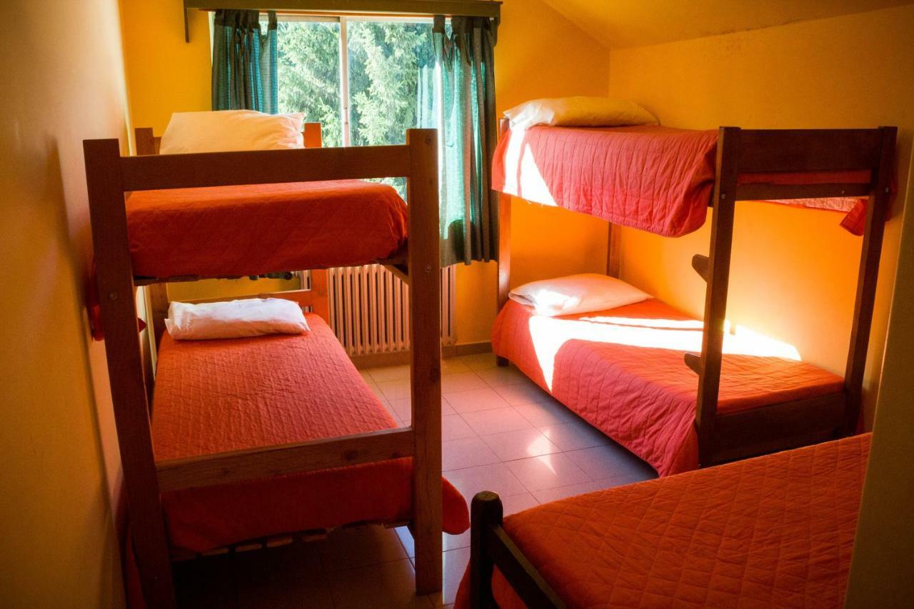 Hostel De La Plaza Amalia San Carlos de Bariloche Exteriér fotografie