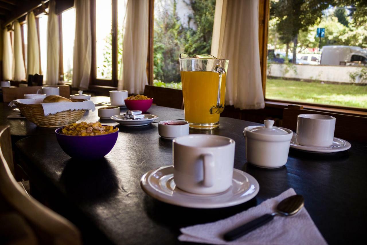 Hostel De La Plaza Amalia San Carlos de Bariloche Exteriér fotografie